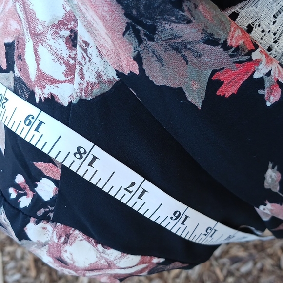 Love Tree Womens Floral jacket - Picture 5 of 8